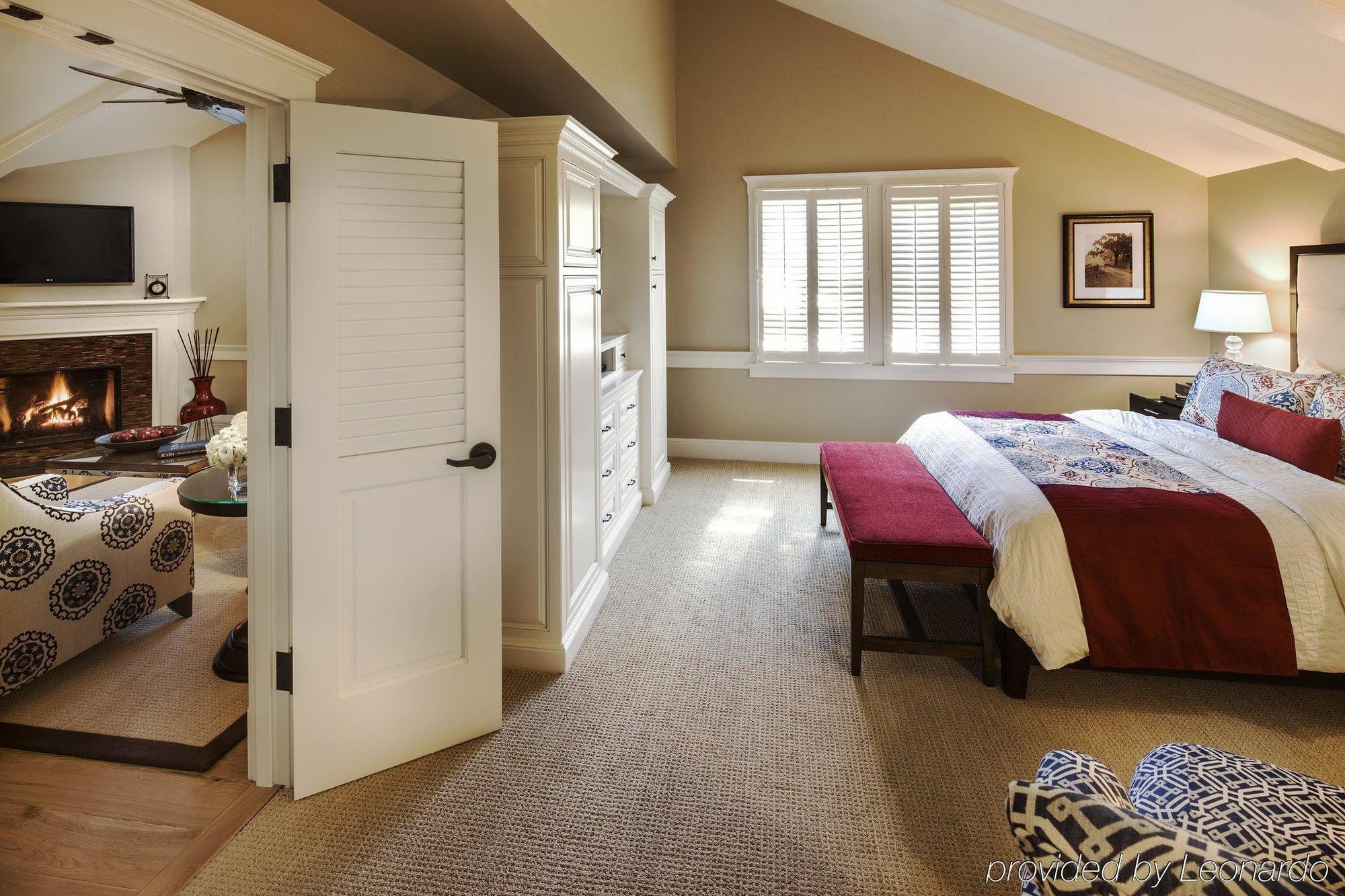 Fess Parker Wine Country Inn ลอสโอลิวอส ภายนอก รูปภาพ