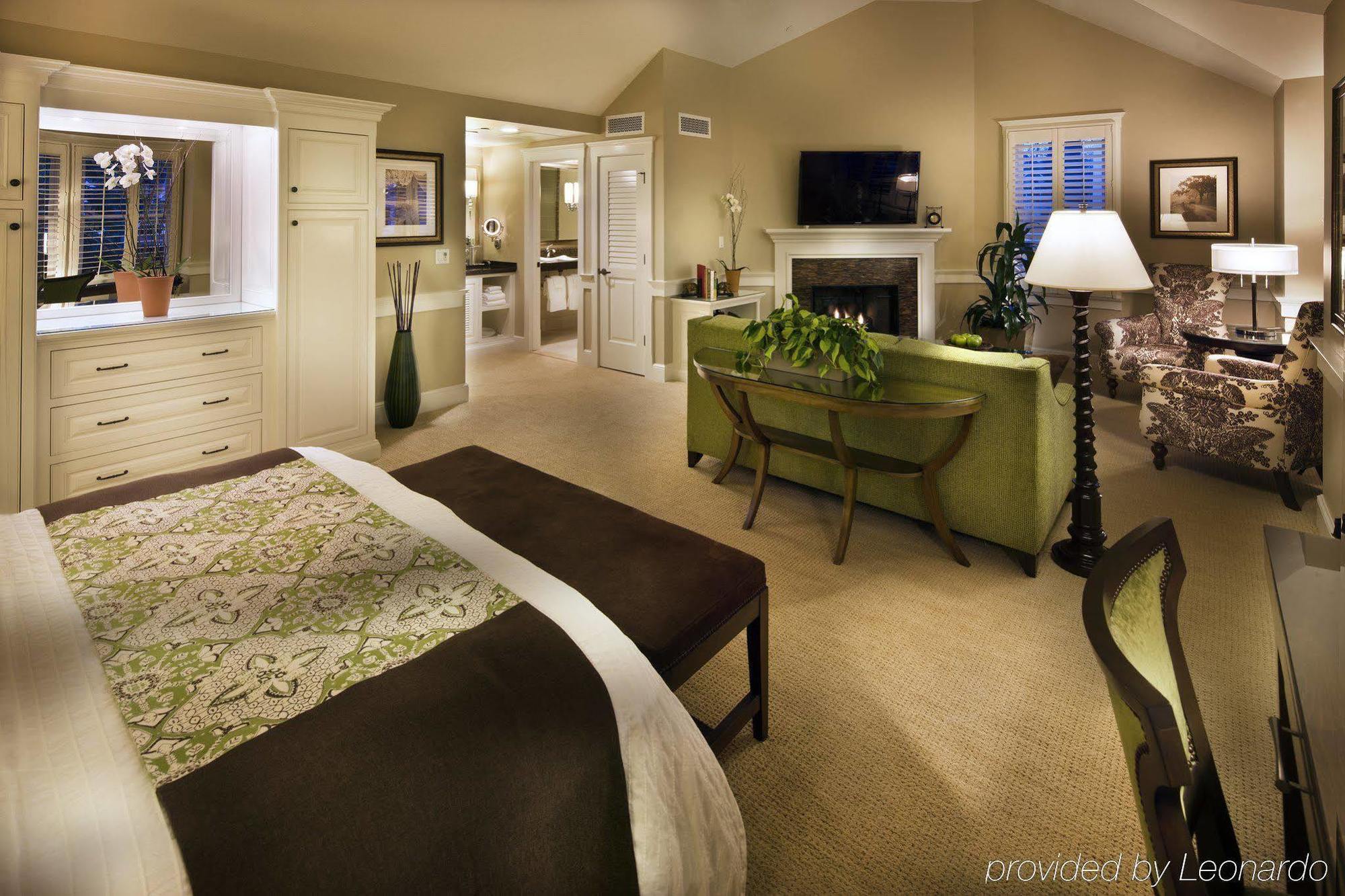 Fess Parker Wine Country Inn ลอสโอลิวอส ภายนอก รูปภาพ